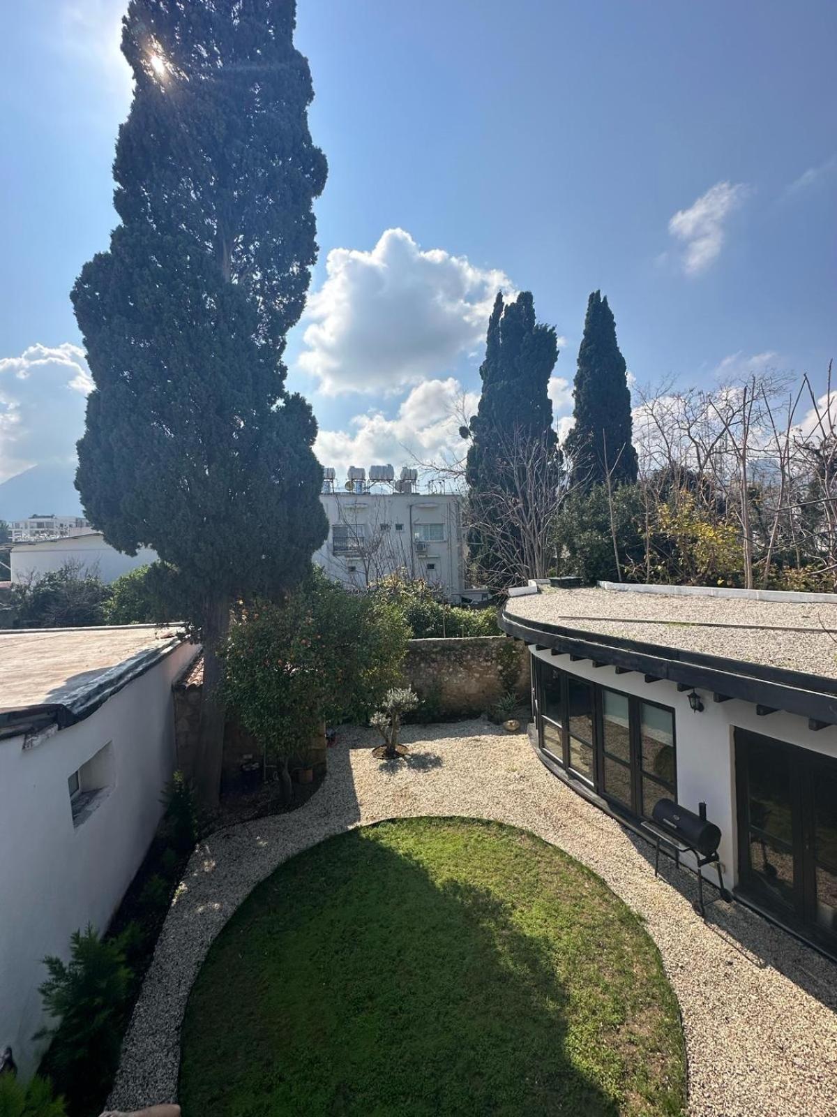 Villa Olive House à Kyrenia  Extérieur photo